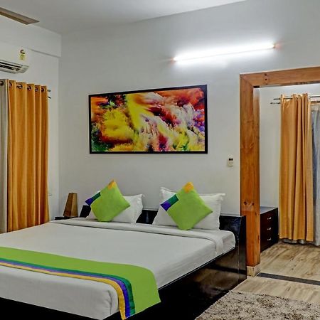 Treebo Umal Homestay Ganeshguri Ґувахаті Екстер'єр фото