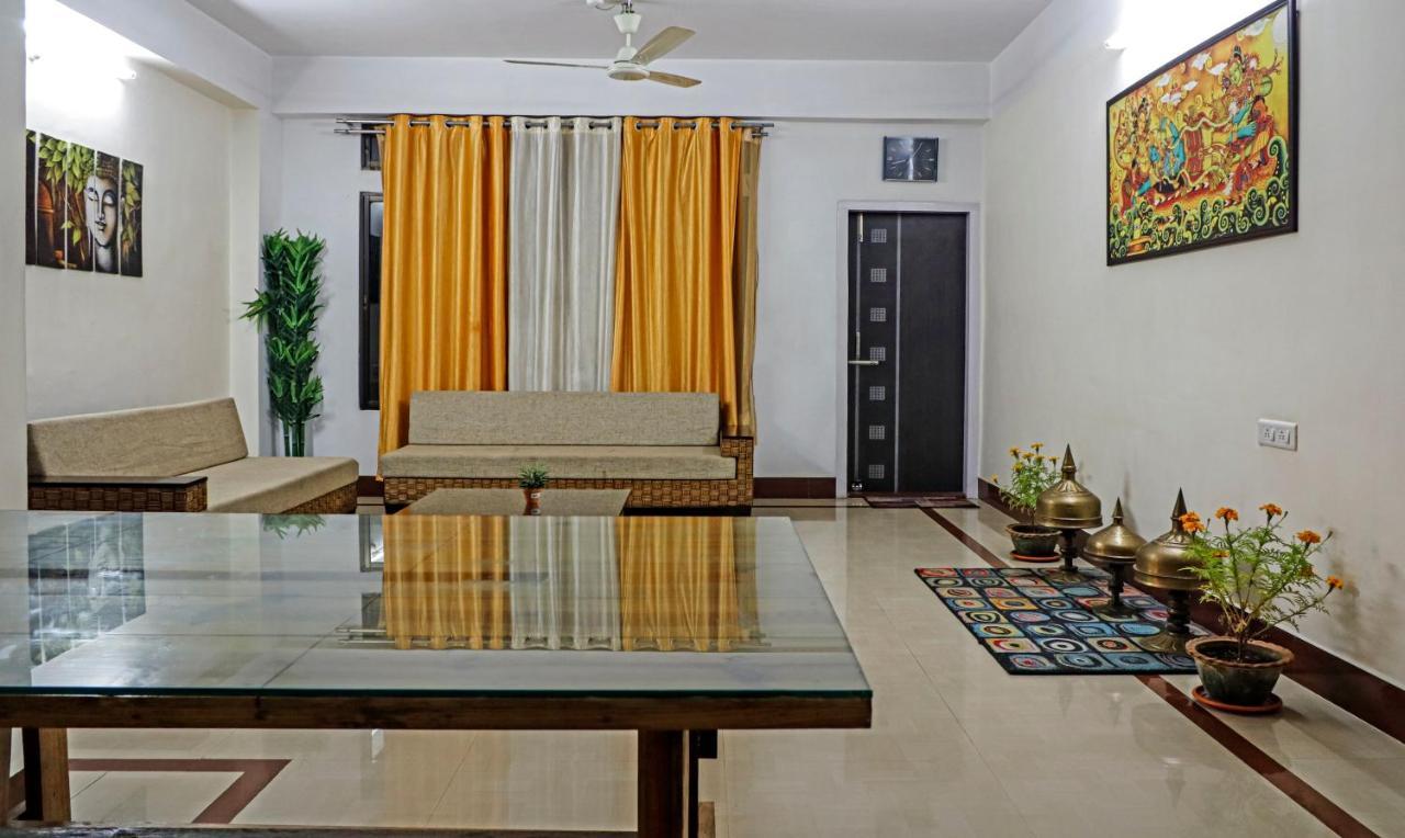 Treebo Umal Homestay Ganeshguri Ґувахаті Екстер'єр фото