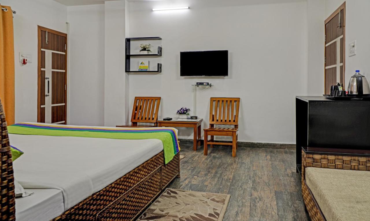 Treebo Umal Homestay Ganeshguri Ґувахаті Екстер'єр фото