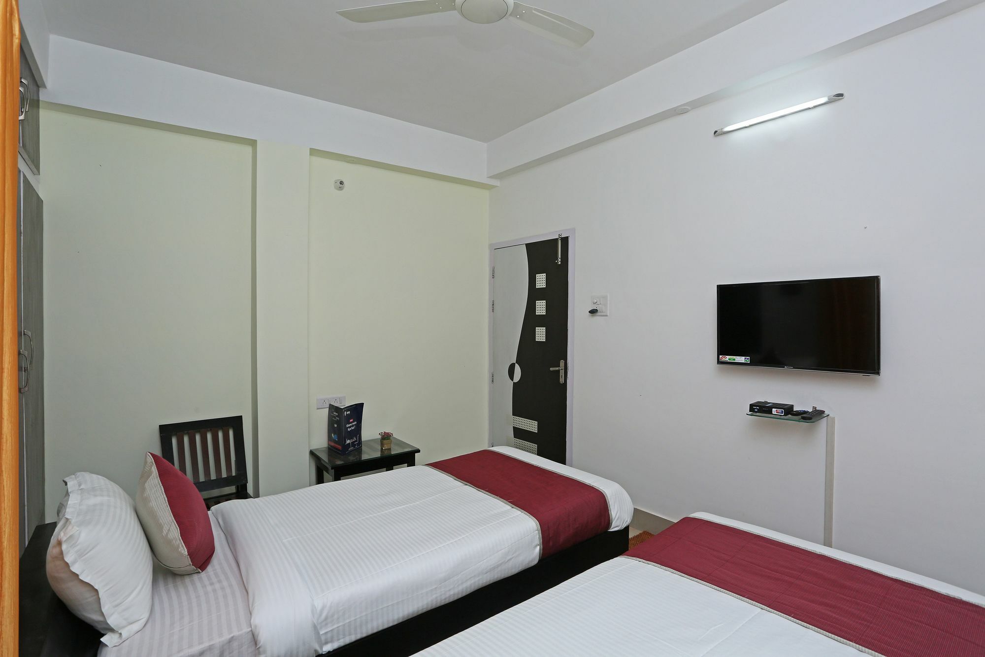 Treebo Umal Homestay Ganeshguri Ґувахаті Екстер'єр фото