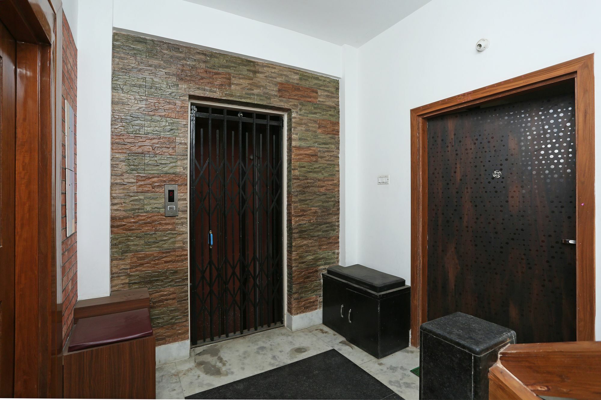 Treebo Umal Homestay Ganeshguri Ґувахаті Екстер'єр фото